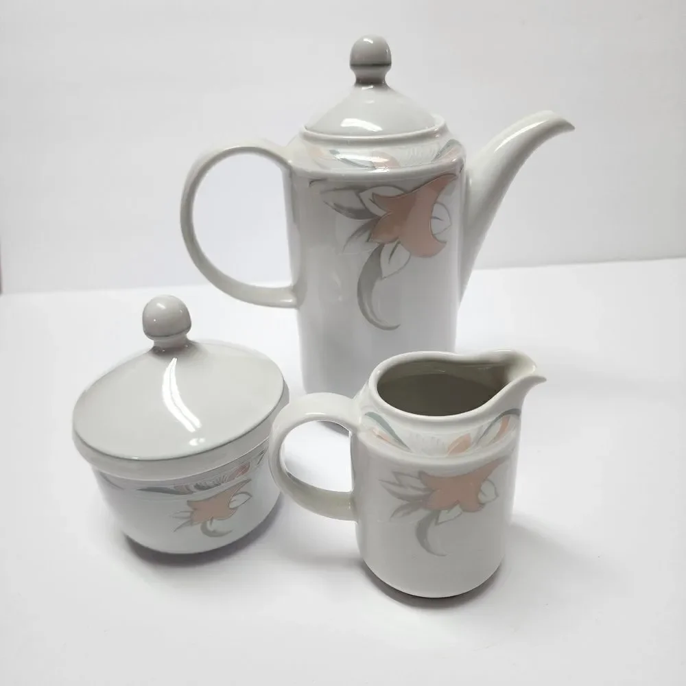 Vintage Kahla Peach Lily Demitasse 4 Piece Tea Set